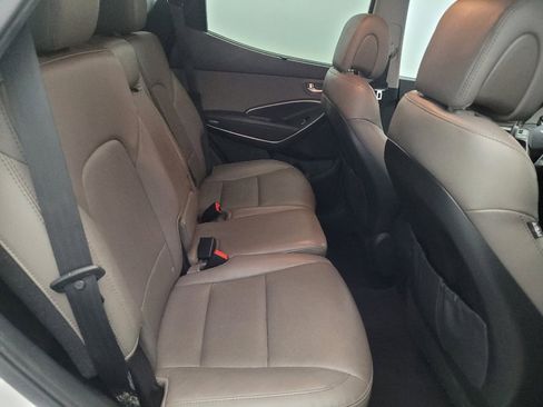 Used 2017 Hyundai Santa Fe Sport image 19