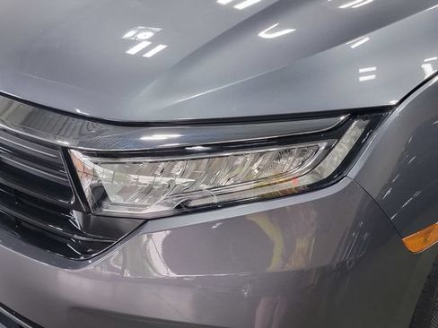 Certified 2023 Honda Odyssey EX image 8
