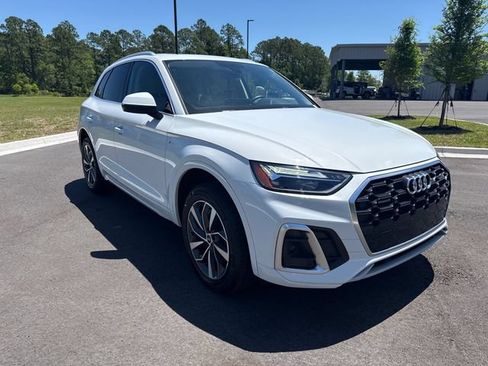Used 2022 Audi Q5 2.0T Premium AWD/4WD image 11