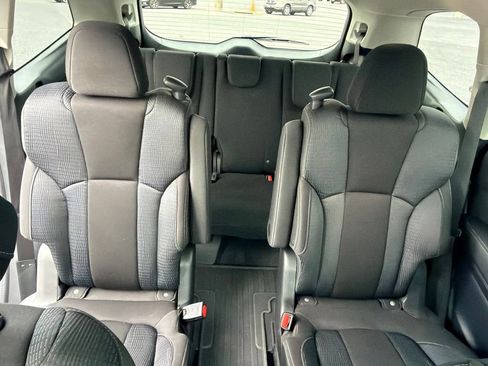 Certified 2025 Subaru Ascent Premium AWD/4WD image 21
