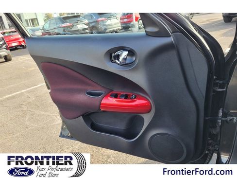 Used 2016 Nissan Juke SV w/ Cold Weather Package image 14