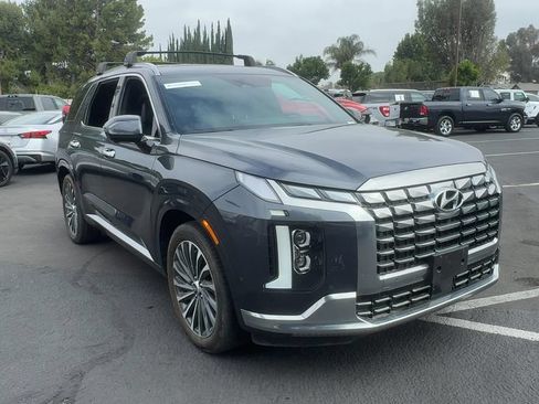 Used 2024 Hyundai Palisade Calligraphy FWD image 8