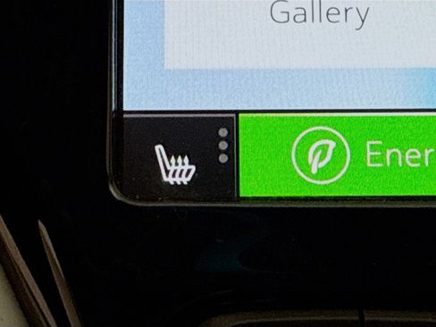 Used 2021 Chevrolet Bolt Premier w/ Infotainment Package image 20