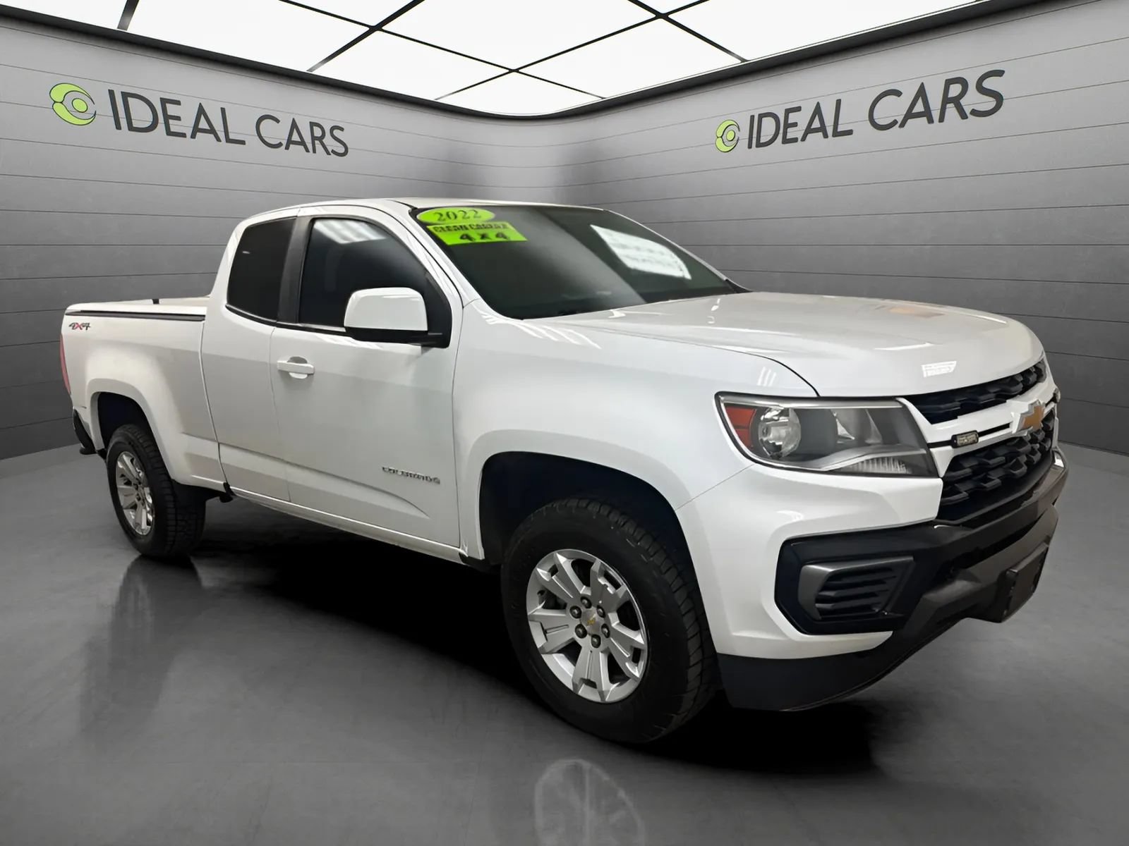 Used 2022 Chevrolet Colorado LT w/ Fleet Safety Package AWD/4WD image 3