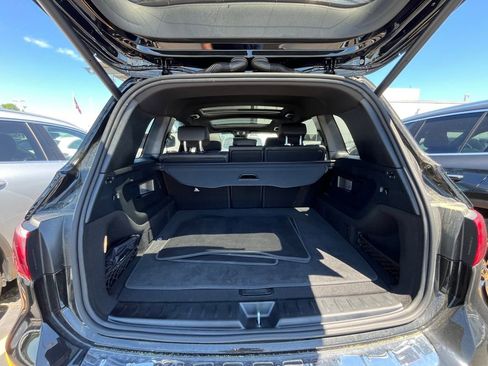 Certified 2025 Mercedes-Benz GLB 250 4MATIC image 13
