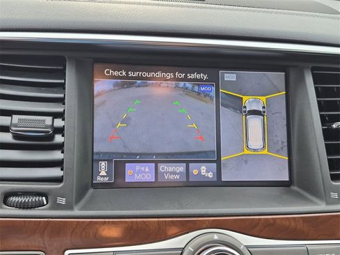 Used 2018 INFINITI QX80 2WD w/ Driver Assistance Package image 17