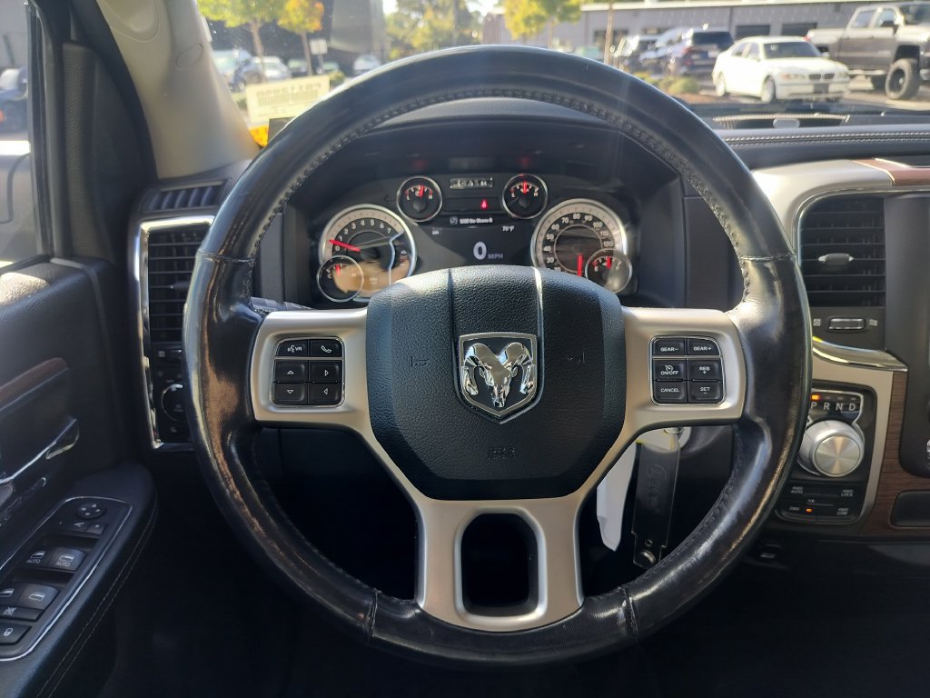 Used 2018 RAM 1500 Laramie AWD/4WD image 12