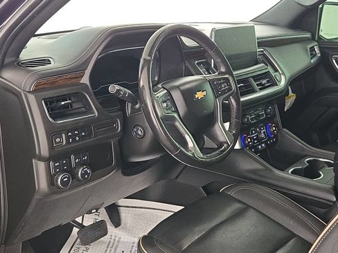 Used 2023 Chevrolet Tahoe Premier AWD/4WD image 16
