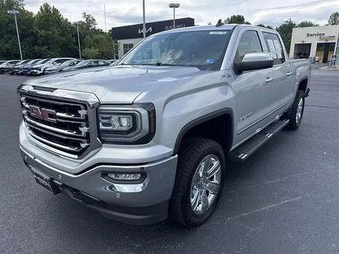 Used 2017 GMC Sierra 1500 SLT AWD/4WD image 3