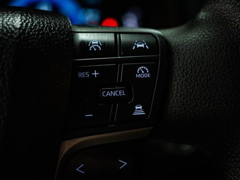 Used 2025 Toyota Camry LE image 17