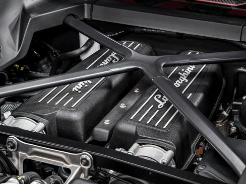 Used 2023 Lamborghini Huracan Tecnica RWD image 56