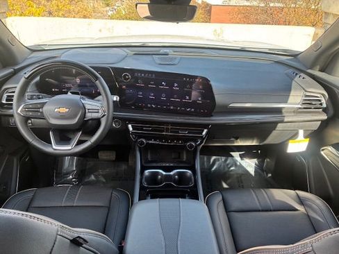 New 2026 Chevrolet Traverse High Country AWD/4WD image 15