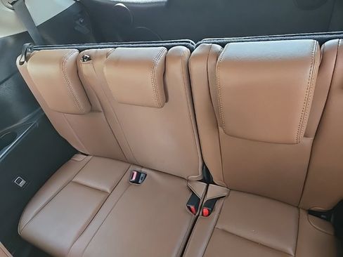 Used 2018 Toyota Highlander Limited Platinum AWD/4WD image 37