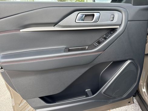 New 2026 Ford Explorer ST-Line image 18