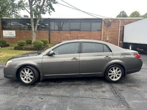 Used 2007 Toyota Avalon XL FWD image 2