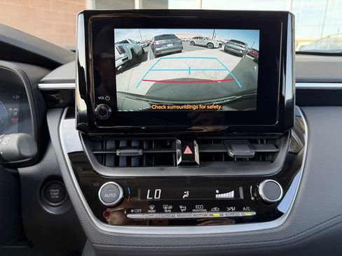 Used 2026 Toyota Corolla Cross LE FWD image 22