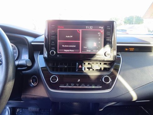 Certified 2022 Toyota Corolla LE w/ LE Premium Package image 23