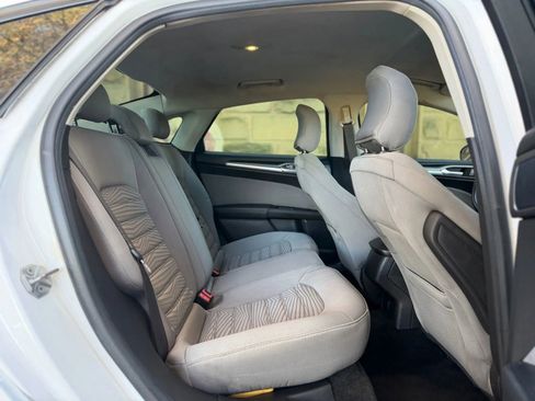 Used 2016 Ford Fusion S image 21