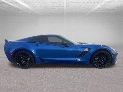 Used 2016 Chevrolet Corvette Z06 w/ Z07 Performance Package RWD image 16
