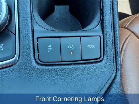 Used 2019 Cadillac XT4 Premium Luxury image 24