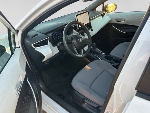 Used 2025 Toyota Corolla FX w/ Convenience Package FWD image 20