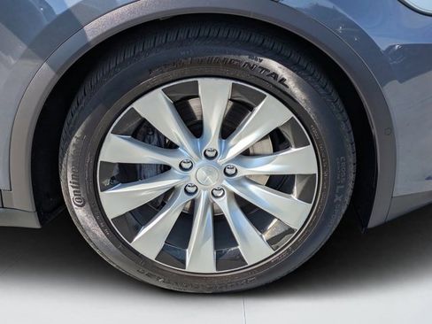 Used 2019 Tesla Model X 100D image 25