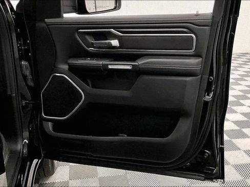 Used 2023 RAM 1500 Laramie AWD/4WD image 19