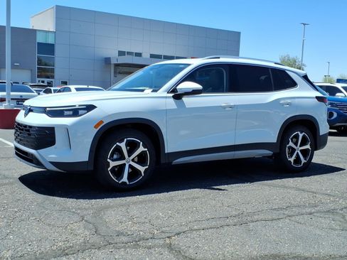 New 2026 Volkswagen Tiguan SE FWD image 3