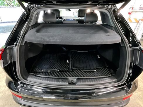 Used 2023 Audi Q4 e-tron Premium Plus w/ Premium Plus RWD image 30