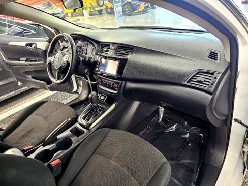 Used 2019 Nissan Sentra S image 8
