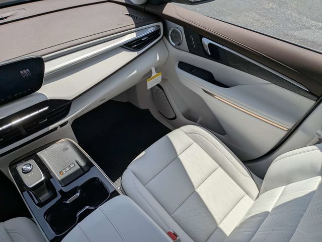 New 2026 Buick Enclave Avenir w/ Super Cruise Package FWD image 18
