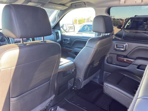Used 2018 GMC Sierra 1500 SLT w/ SLT Premium Package image 29
