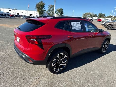 New 2026 Chevrolet Trax RS w/ Driver Confidence Package image 5