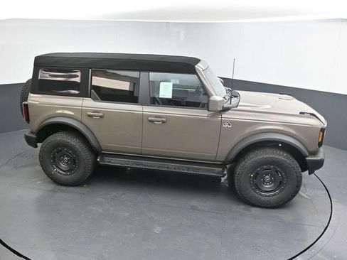 New 2025 Ford Bronco Outer Banks w/ Sasquatch Package image 23