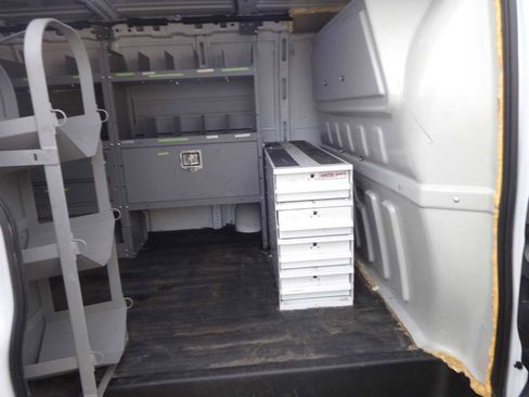 Used 2023 GMC Savana 3500 w/ Driver Convenience Package image 10