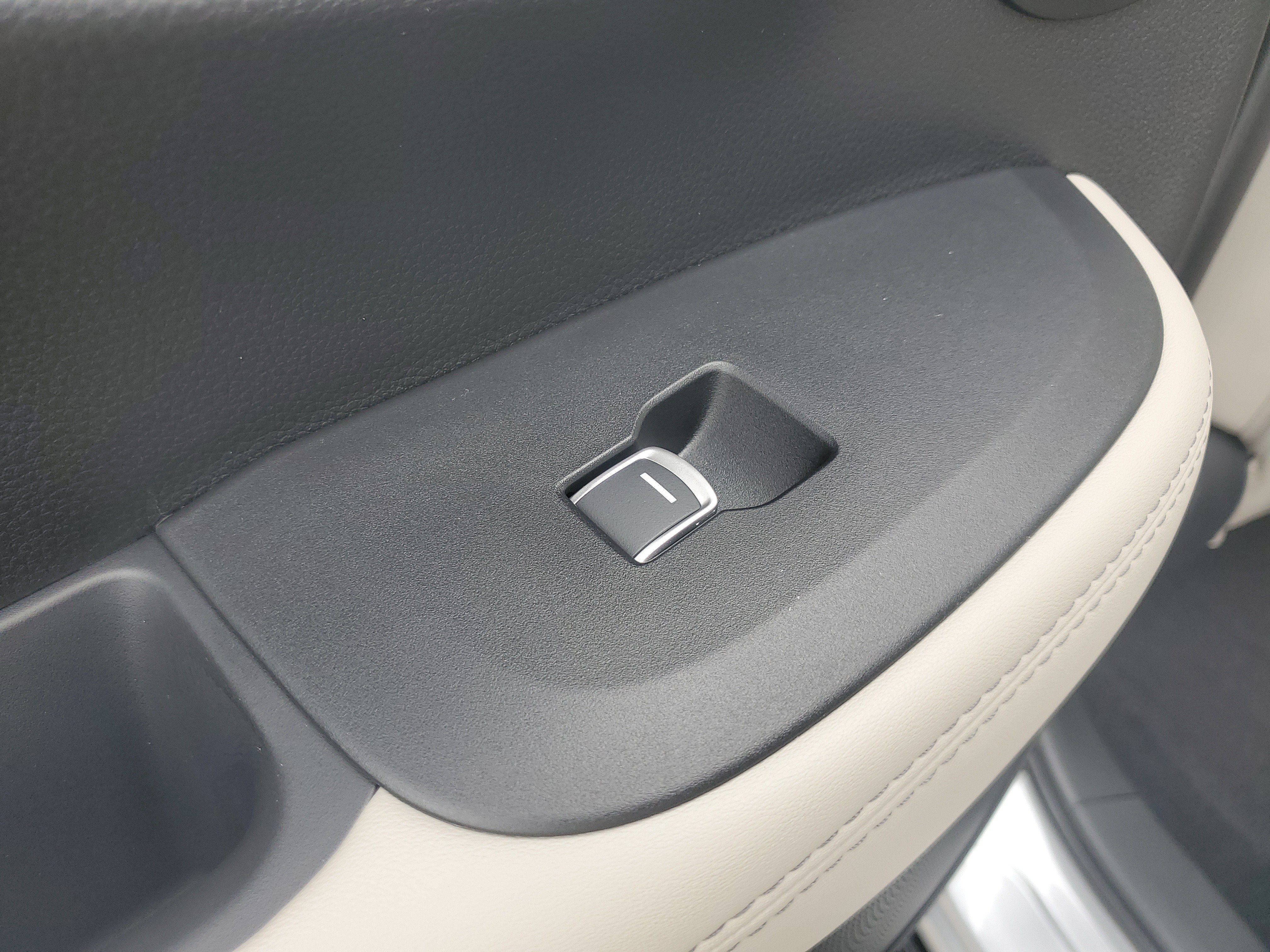 Used 2026 Honda HR-V EX-L image 15