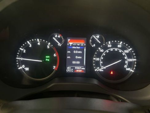 Used 2023 Lexus GX 460 Luxury w/ Sport Design Package AWD/4WD image 12
