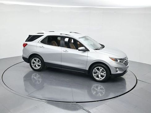 Used 2020 Chevrolet Equinox Premier image 39