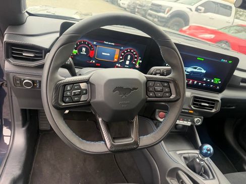 Used 2026 Ford Mustang Dark Horse RWD image 5
