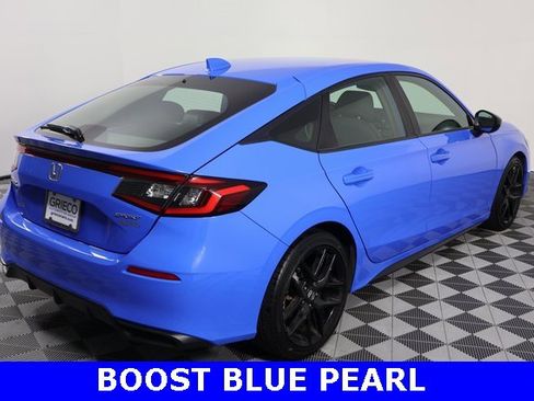 Used 2023 Honda Civic Sport image 8