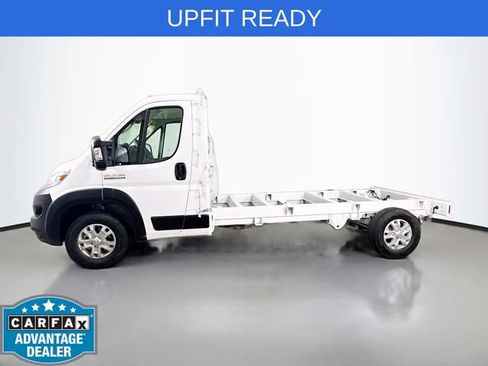 Used 2025 RAM ProMaster 3500 w/ Quick Order Package 22G SLT FWD image 4