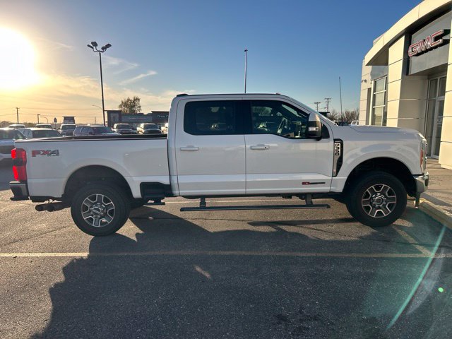 Used 2023 Ford F350 Lariat w/ Lariat Ultimate Package AWD/4WD image 5