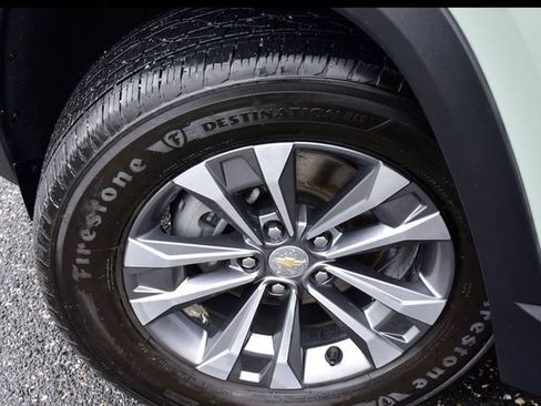 Used 2026 Chevrolet Equinox LT FWD image 31