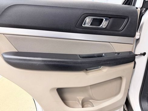 Used 2018 Ford Explorer FWD image 16
