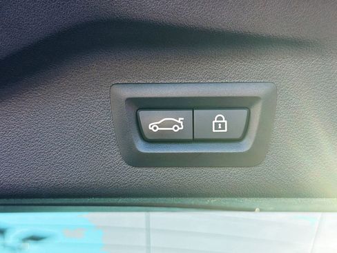 Used 2023 BMW ALPINA XB7 image 15