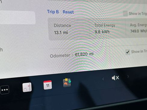 Used 2022 Tesla Model 3 Long Range AWD/4WD image 24