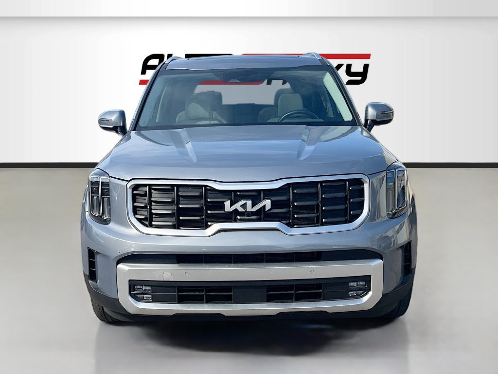 Used 2023 Kia Telluride SX AWD/4WD image 2