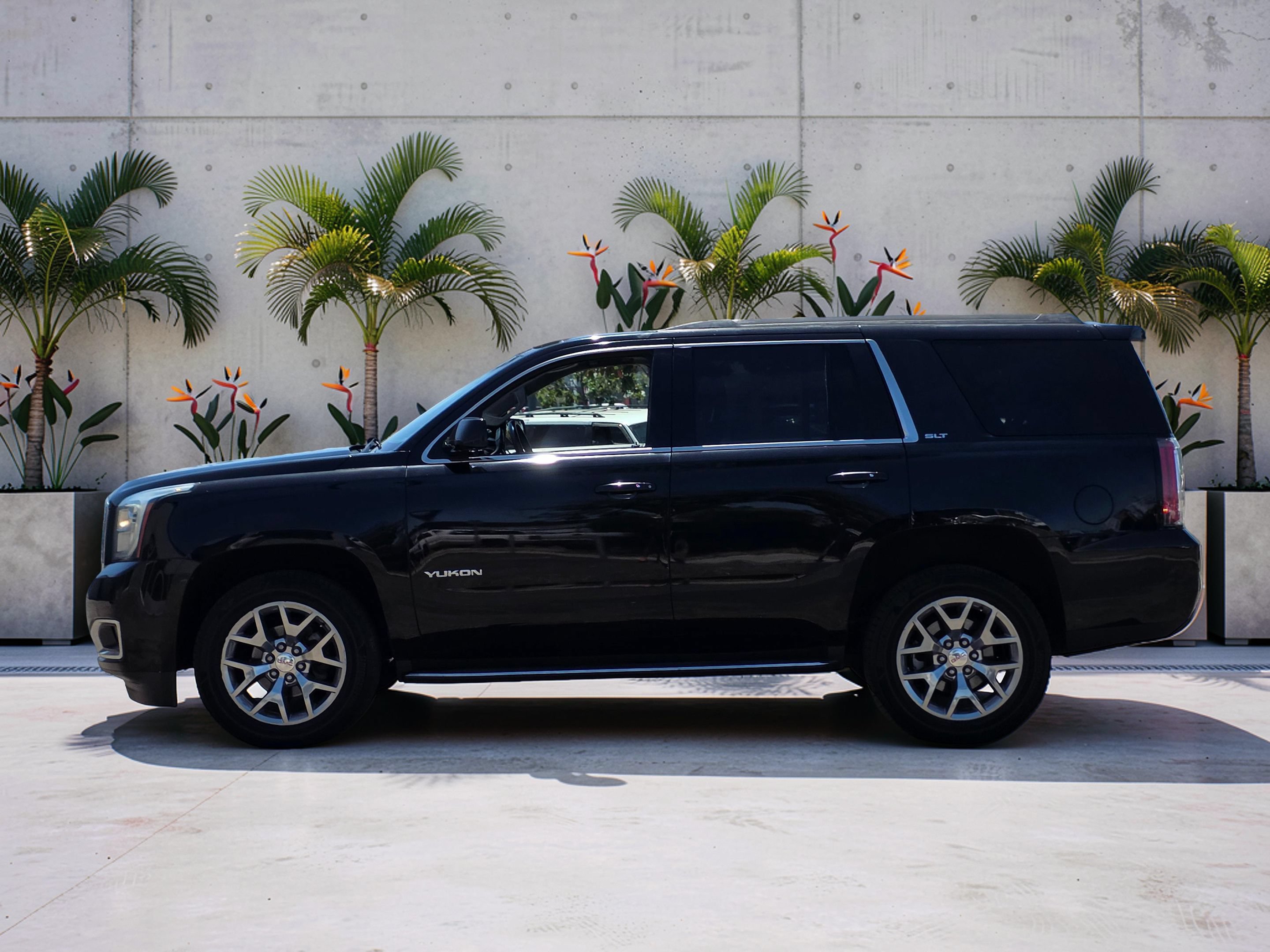 Used 2018 GMC Yukon SLT w/ Open Road Package RWD image 5
