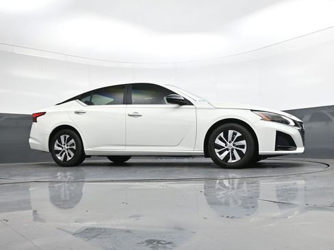 Certified 2025 Nissan Altima 2.5 S image 36