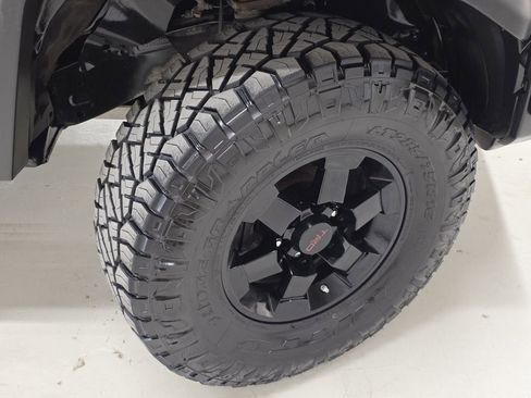 Used 2012 Toyota FJ Cruiser w/ Trail Teams Special Edition image 48